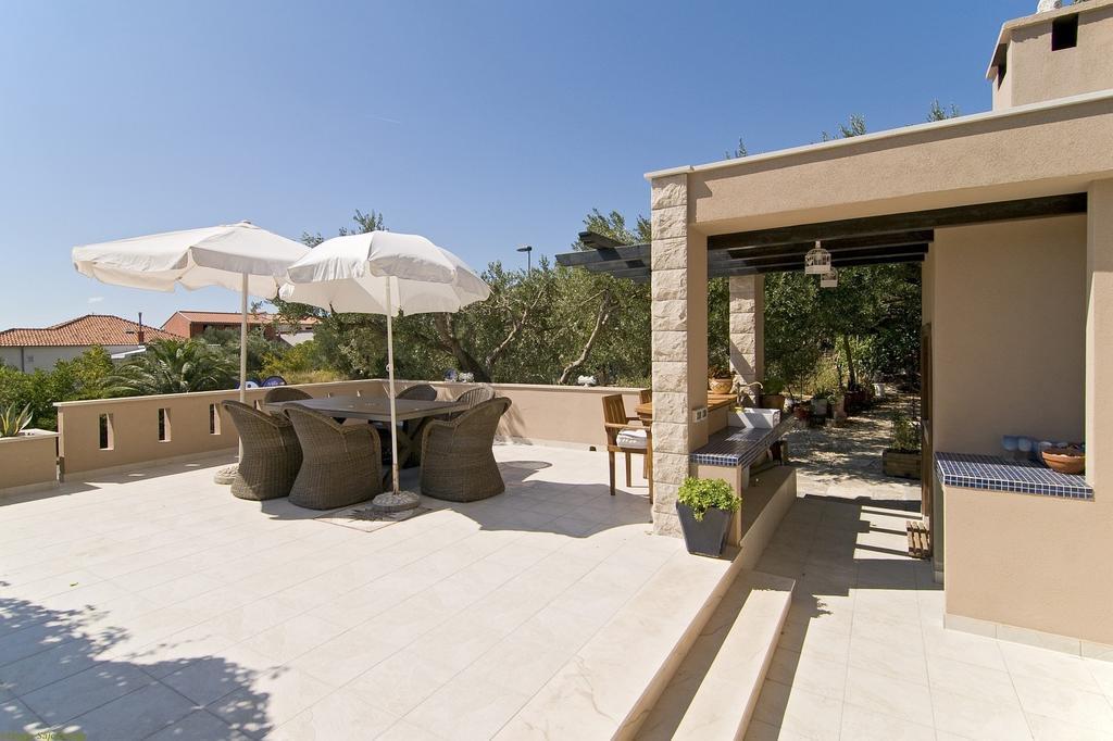 Villa Bougenvilia Tomas Tučepi Exterior foto