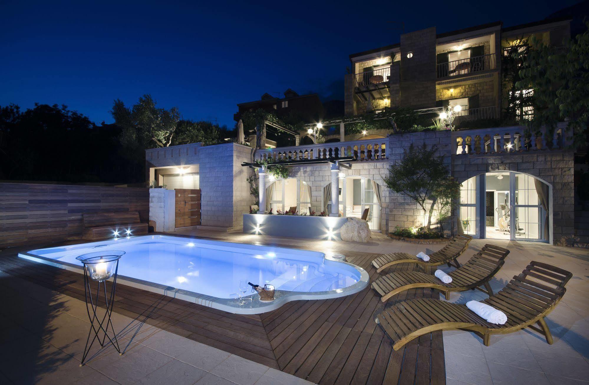 Villa Bougenvilia Tomas Tučepi Exterior foto