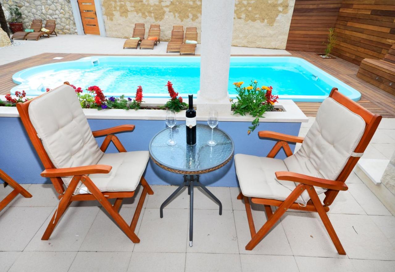 Villa Bougenvilia Tomas Tučepi Exterior foto
